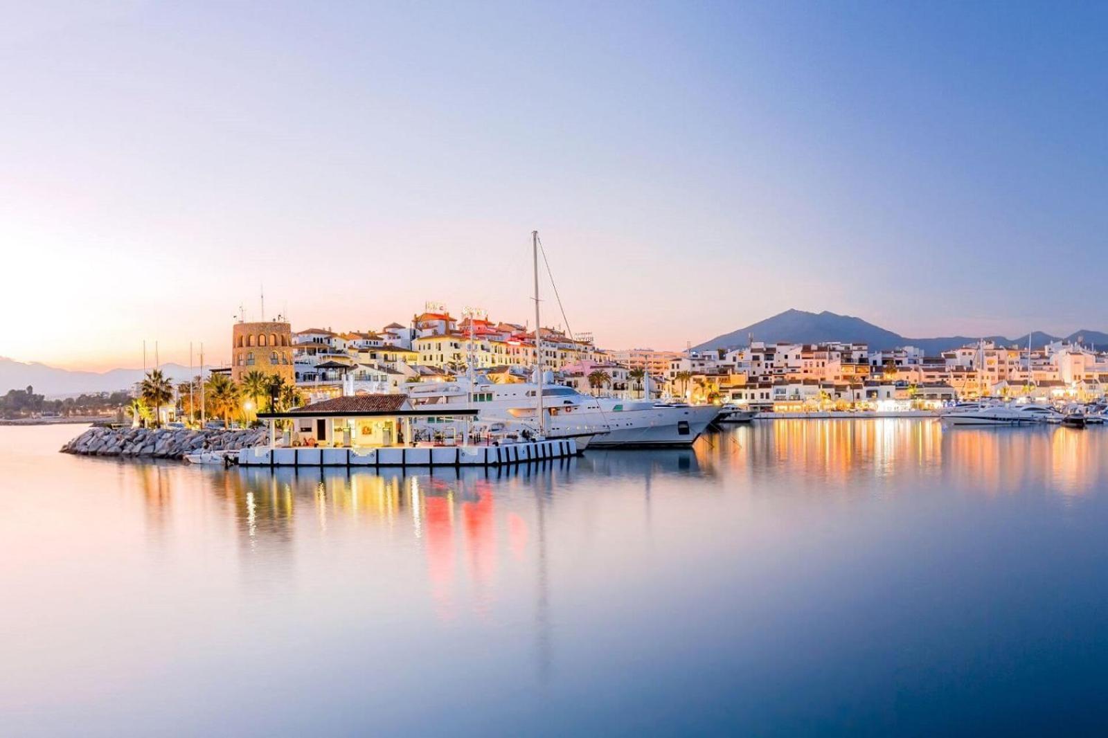 Golden Penthouse, Elviria, Apartamento Marbella